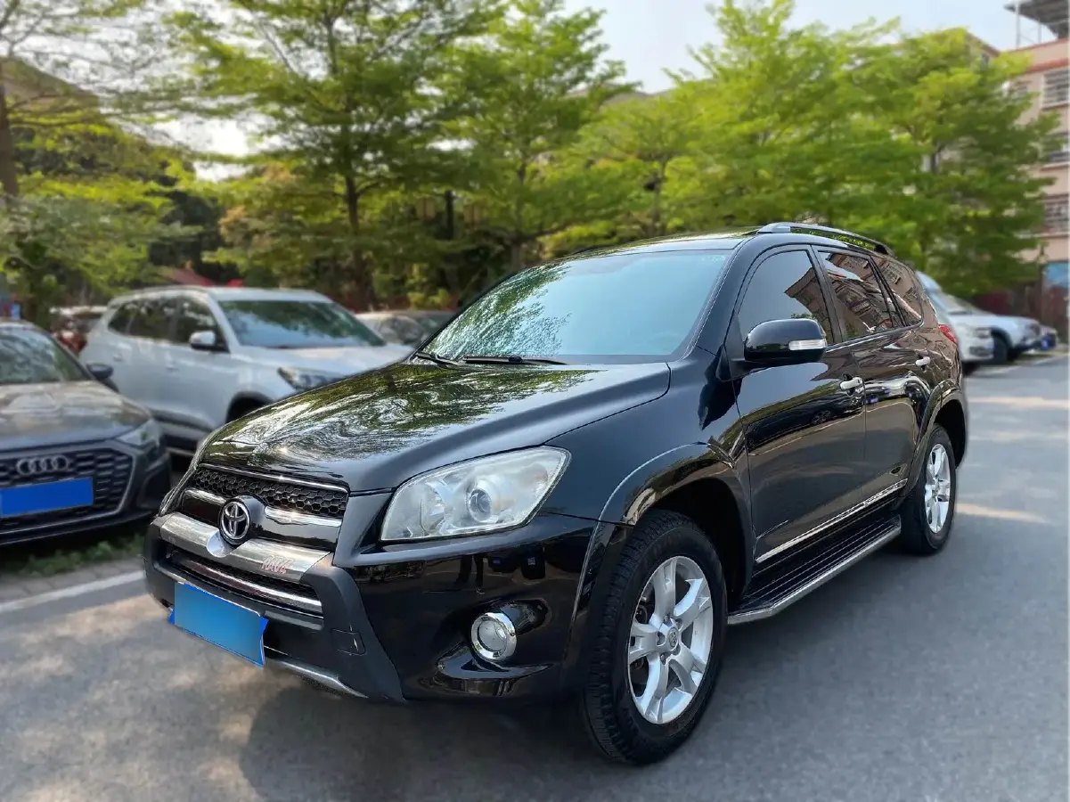 2011 Toyota RAV4 2.4L 170HP L4 4AT