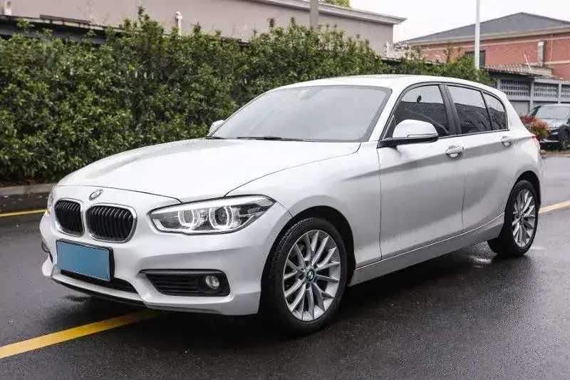 2015 BMW 1 Series 1.6T 177HP L4 8AT