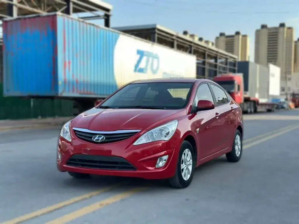 2010 Hyundai Reina 1.4L 107HP L4 5MT