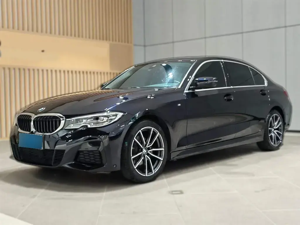 2022 BMW 3 Series 2.0T 184HP L4 8AT