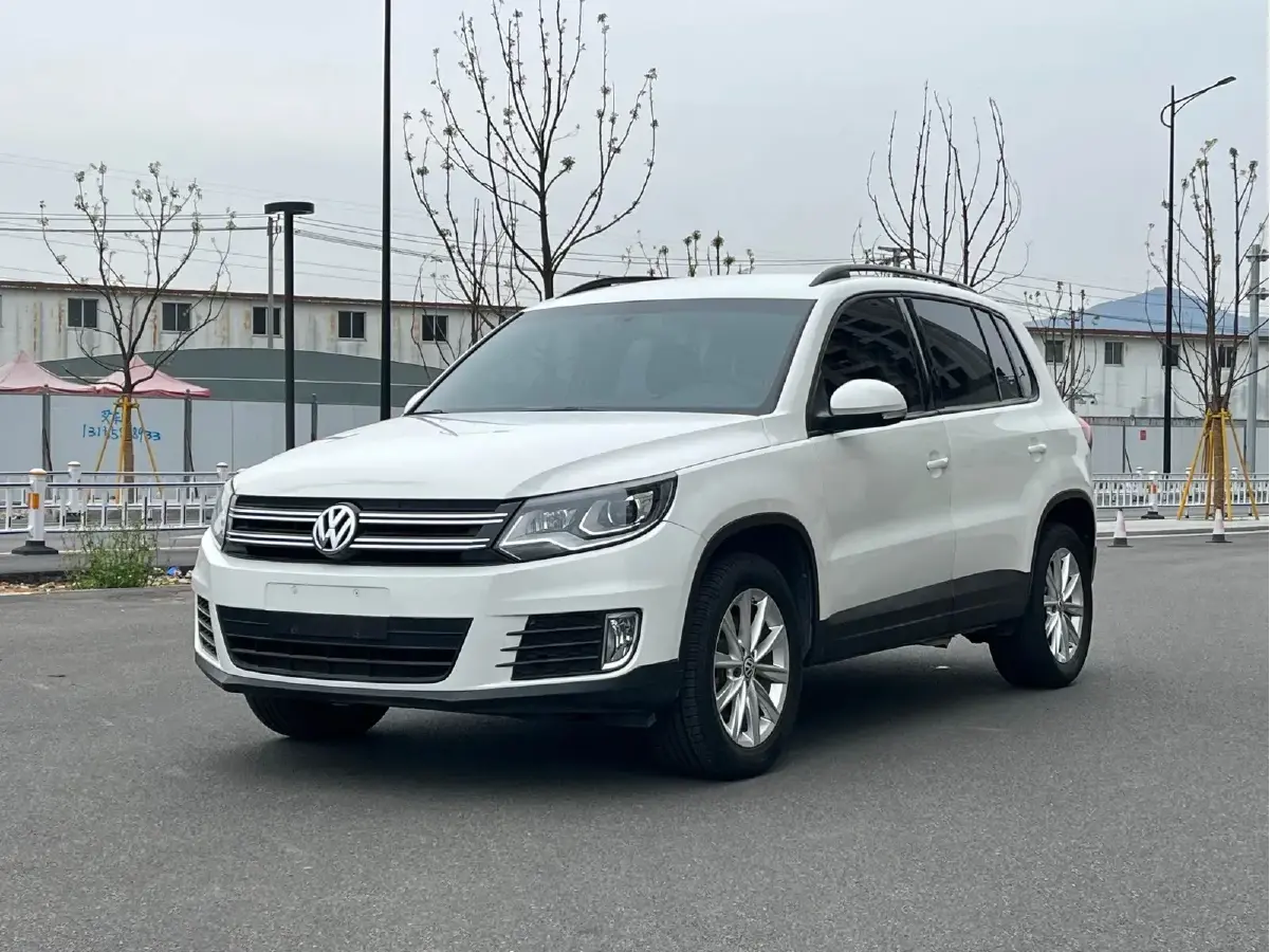2016 Volkswagen Tiguan 1.4T 150HP L4 6DCT
