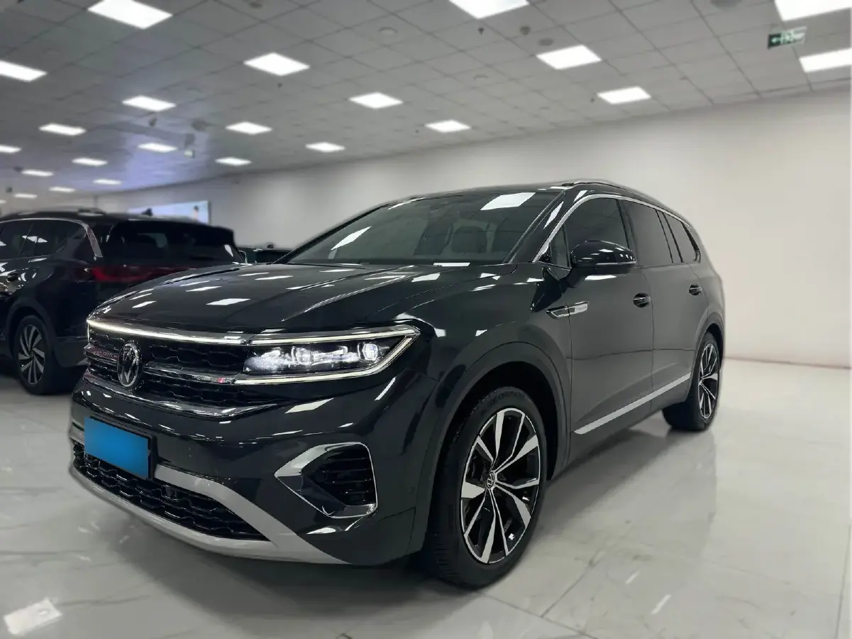 2022 Volkswagen Talagon 2.5T 299HP V6 7DCT