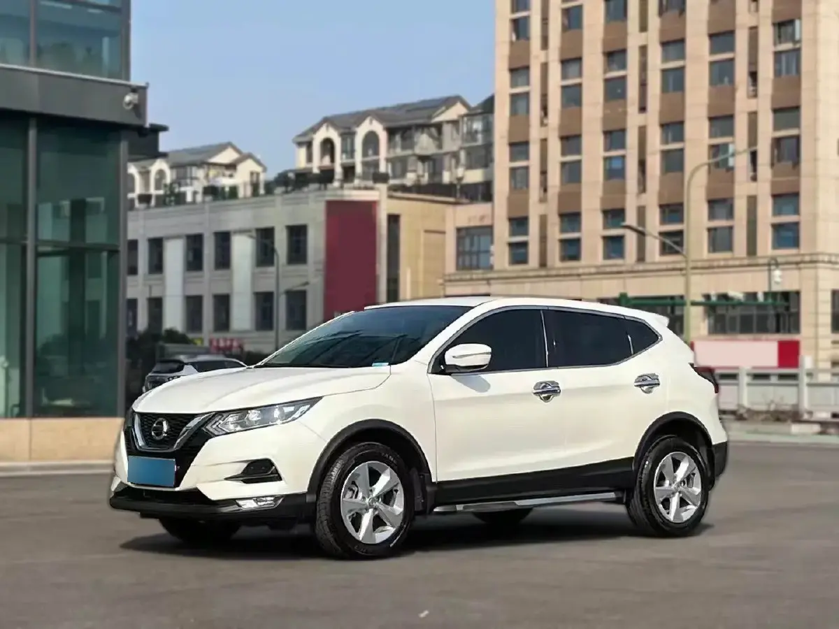 2017 Nissan Qashqai 2.0L 150HP L4 CVT