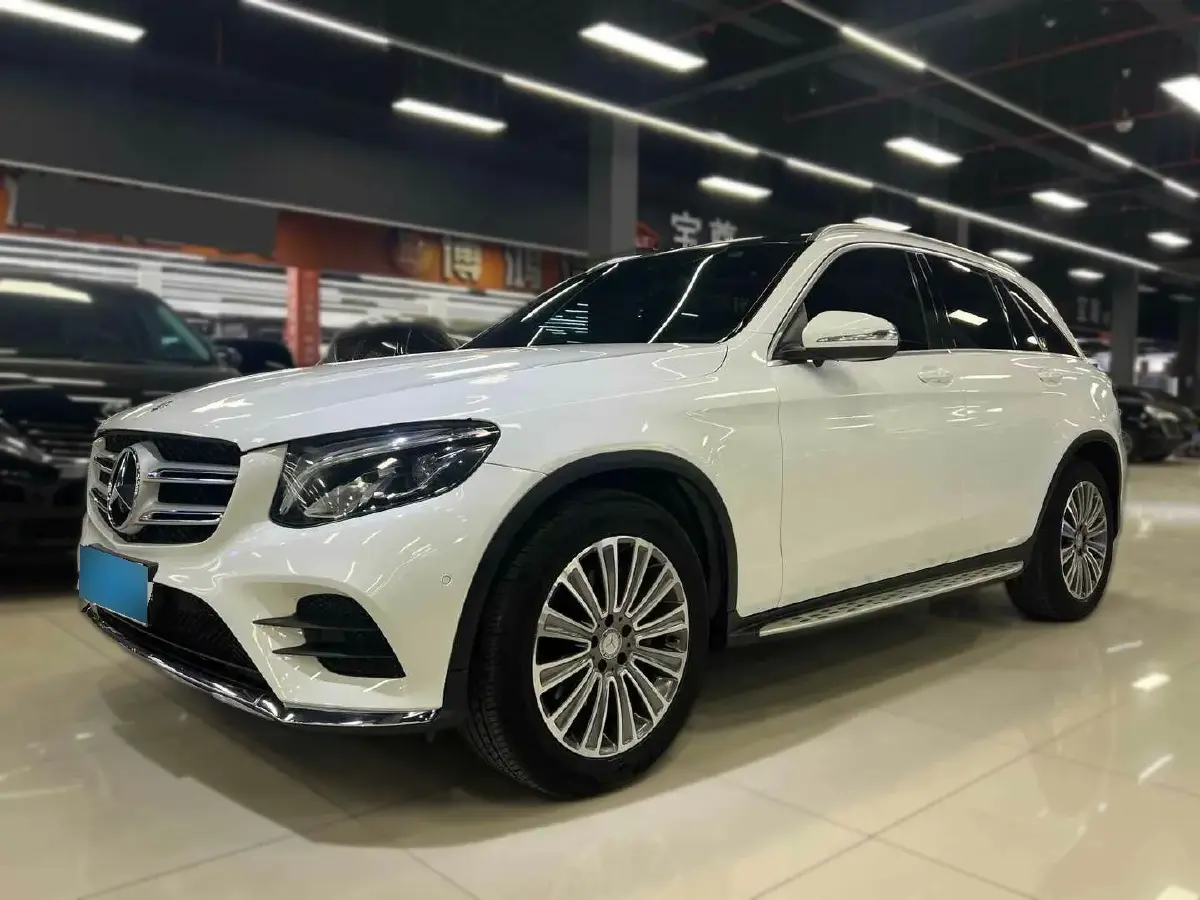 2017 Mercedes-Benz GLC Class 2.0T 211HP L4 9AT