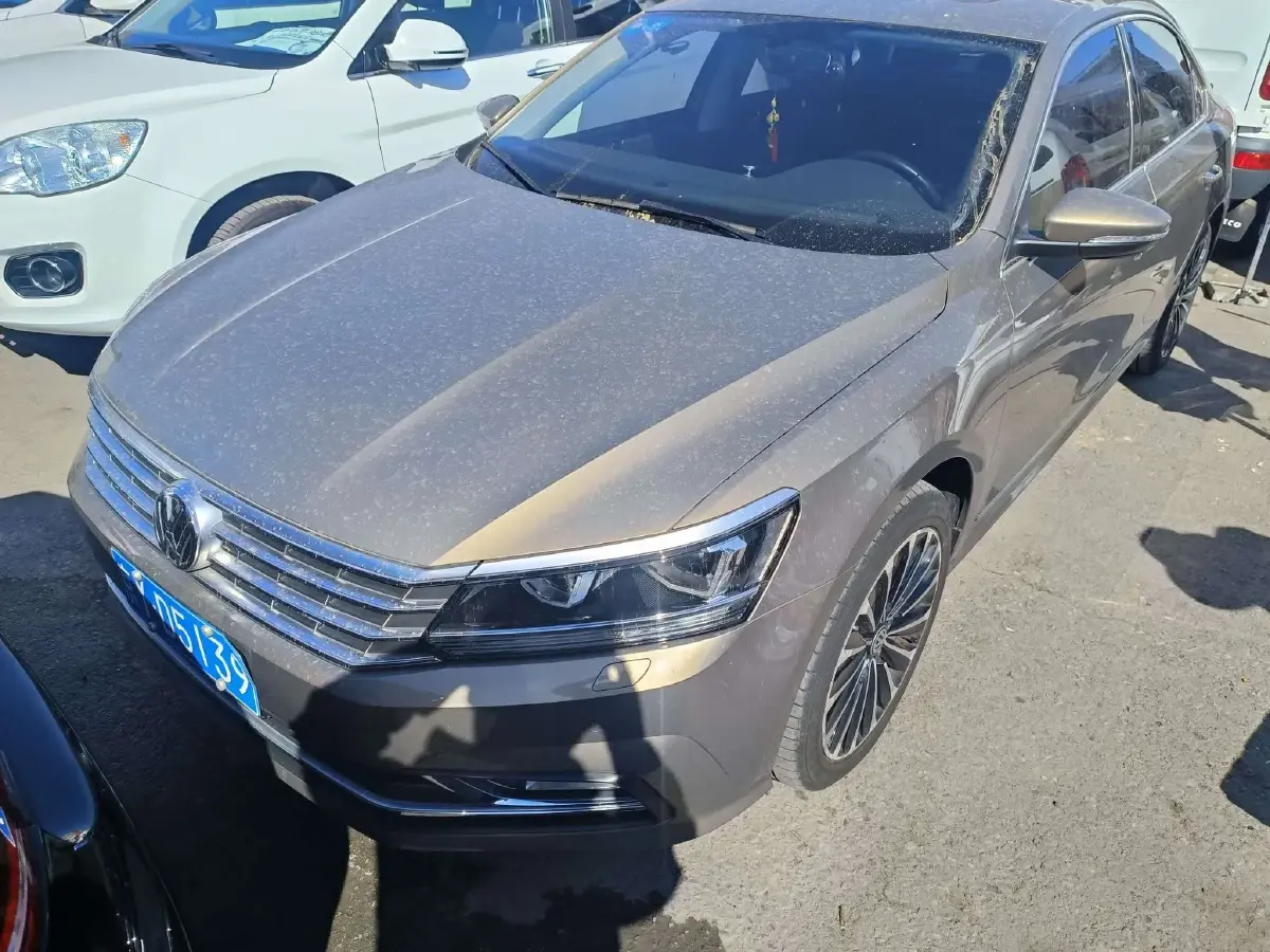 2017 Volkswagen Passat 1.8T 180HP L4 7DCT