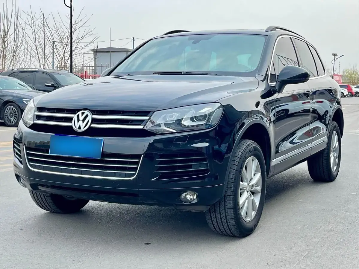 2011 Volkswagen Touareg 3.0T 290HP V6 8AT