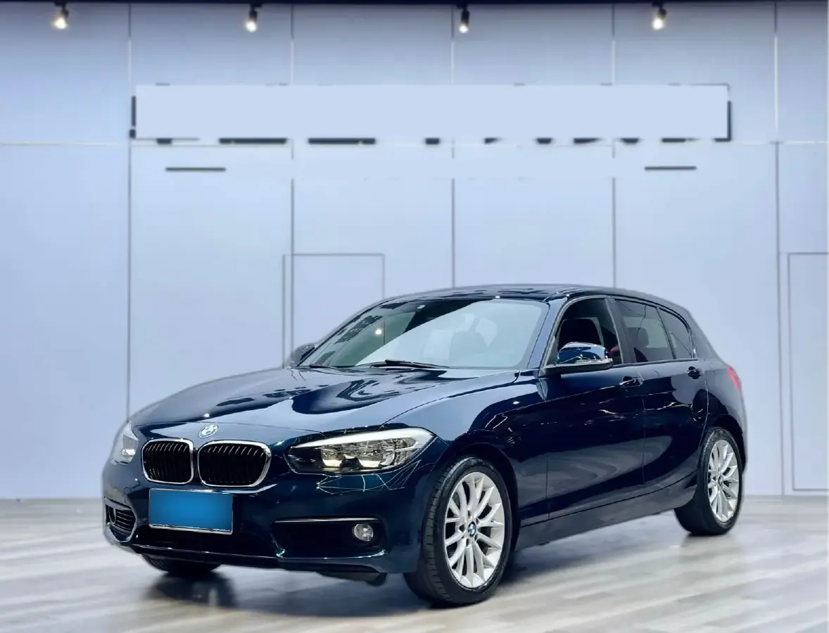 2015 BMW 1 Series 1.6T 177HP L4 8AT