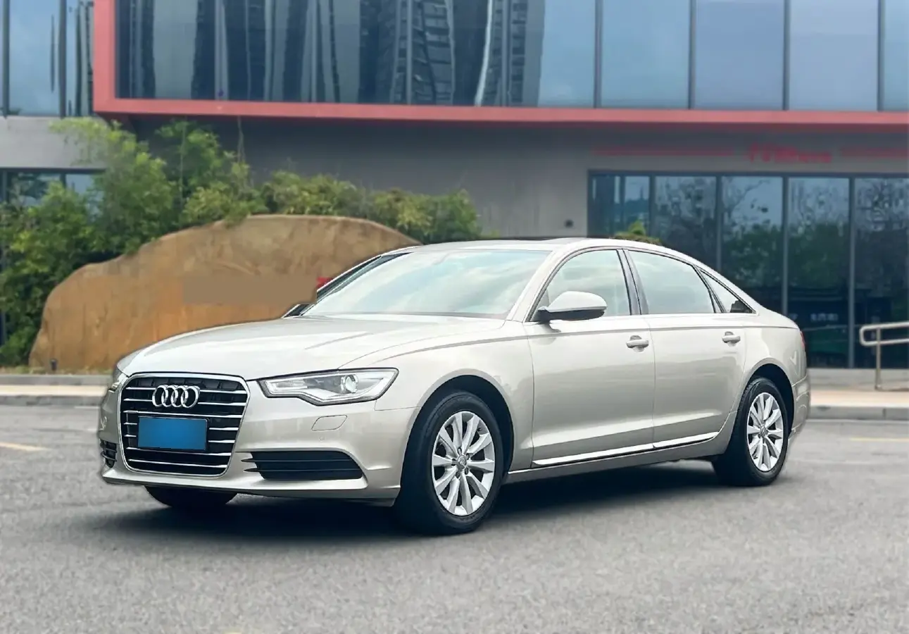 2015 Audi A6L 2.0T 180HP L4 CVT
