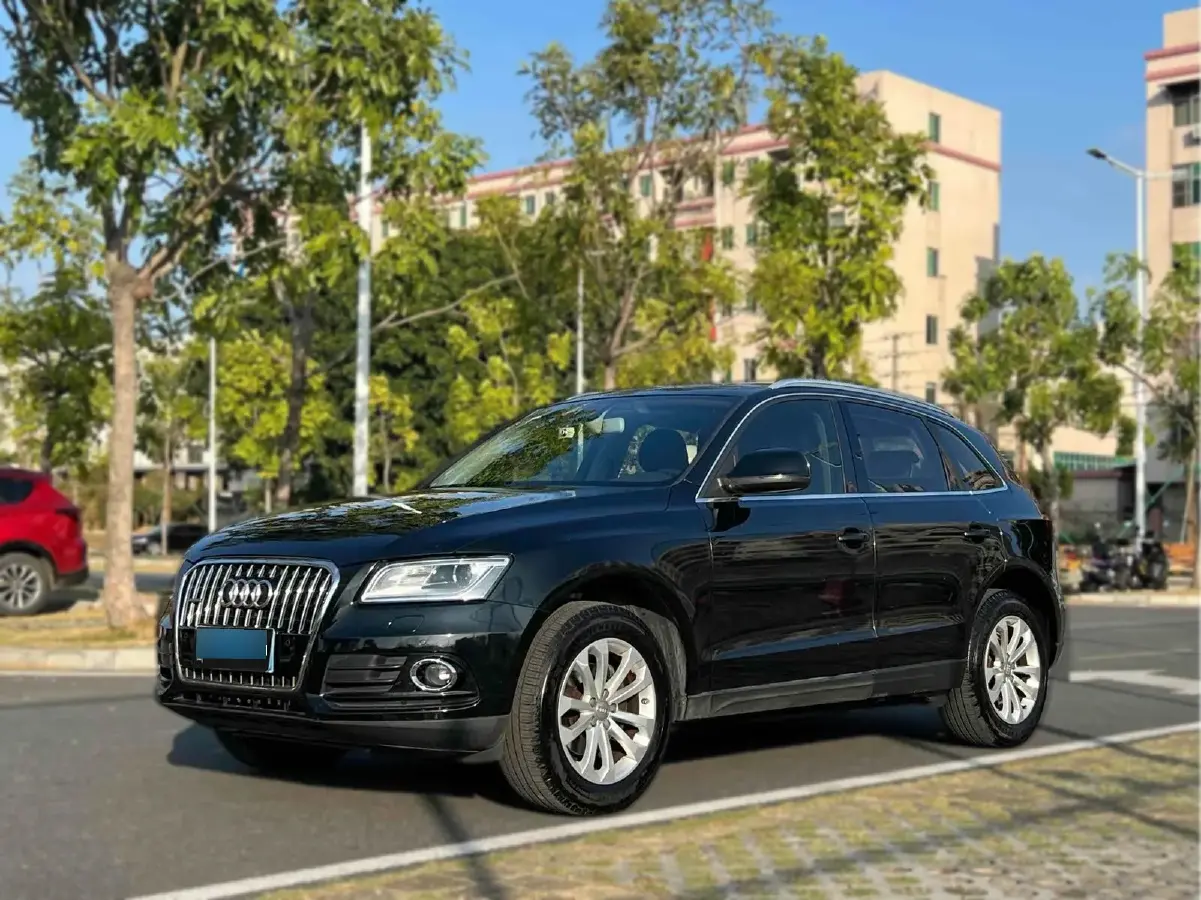 2015 Audi Q5 2.0T 224HP L4 8AT