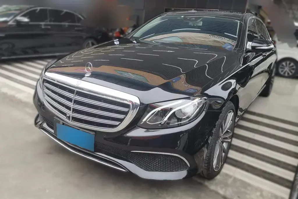 2016 Mercedes-Benz E Class 2.0T 245HP L4 9AT