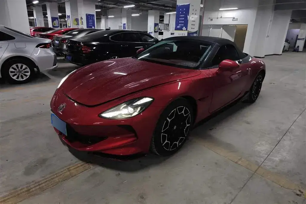 2024 MG Cyberster BEV 64KWH