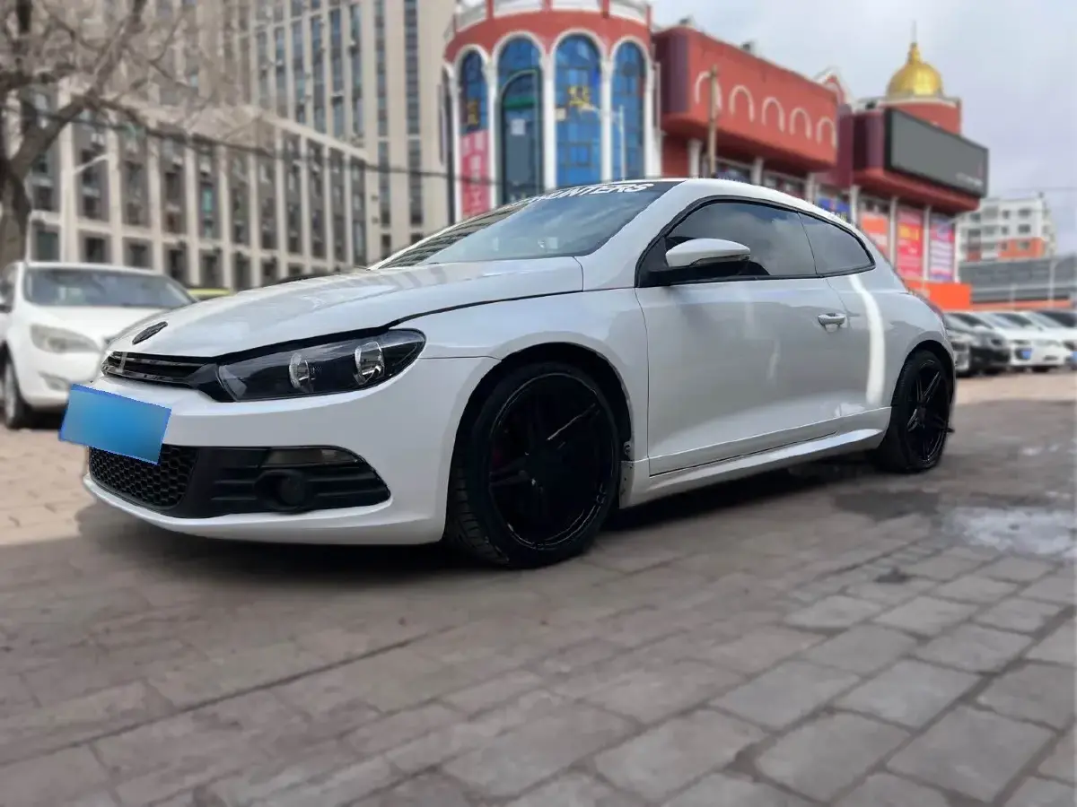2010 Volkswagen Scirocco 2.0T 211HP L4 6DCT