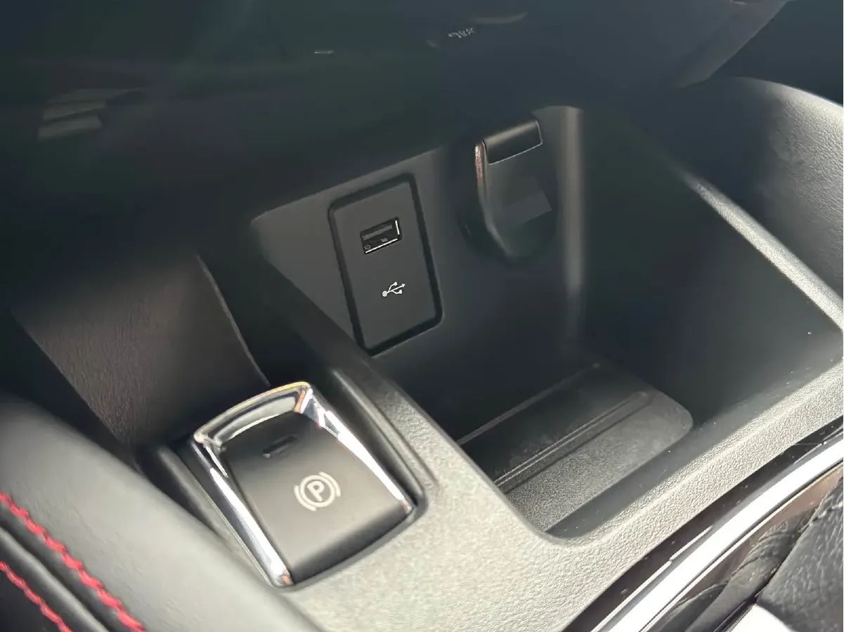 2019 Nissan Qashqai 2.0L 154HP L4 CVT,autocango,china used car exporter,china ev exporter,chinese used car exporter,chinese used ev exporter