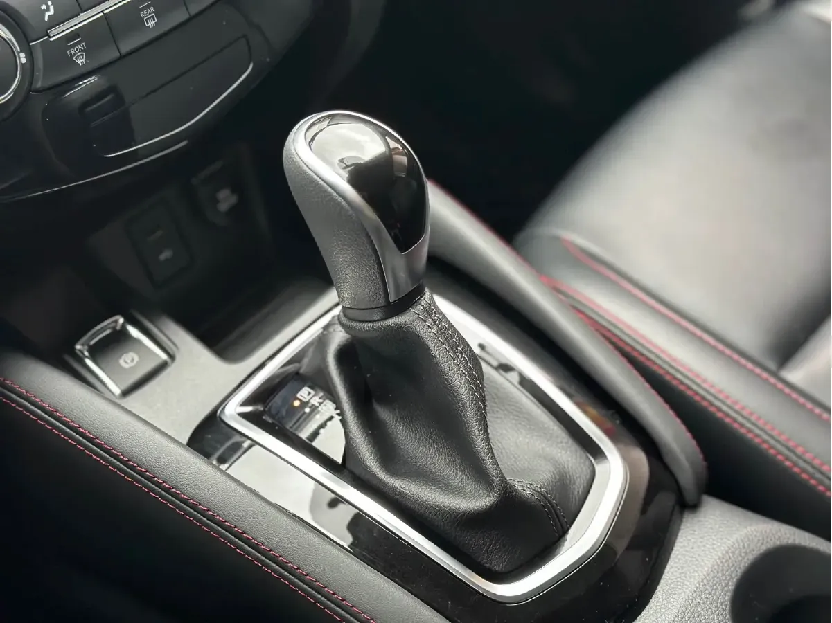 2019 Nissan Qashqai 2.0L 154HP L4 CVT,autocango,china used car exporter,china ev exporter,chinese used car exporter,chinese used ev exporter