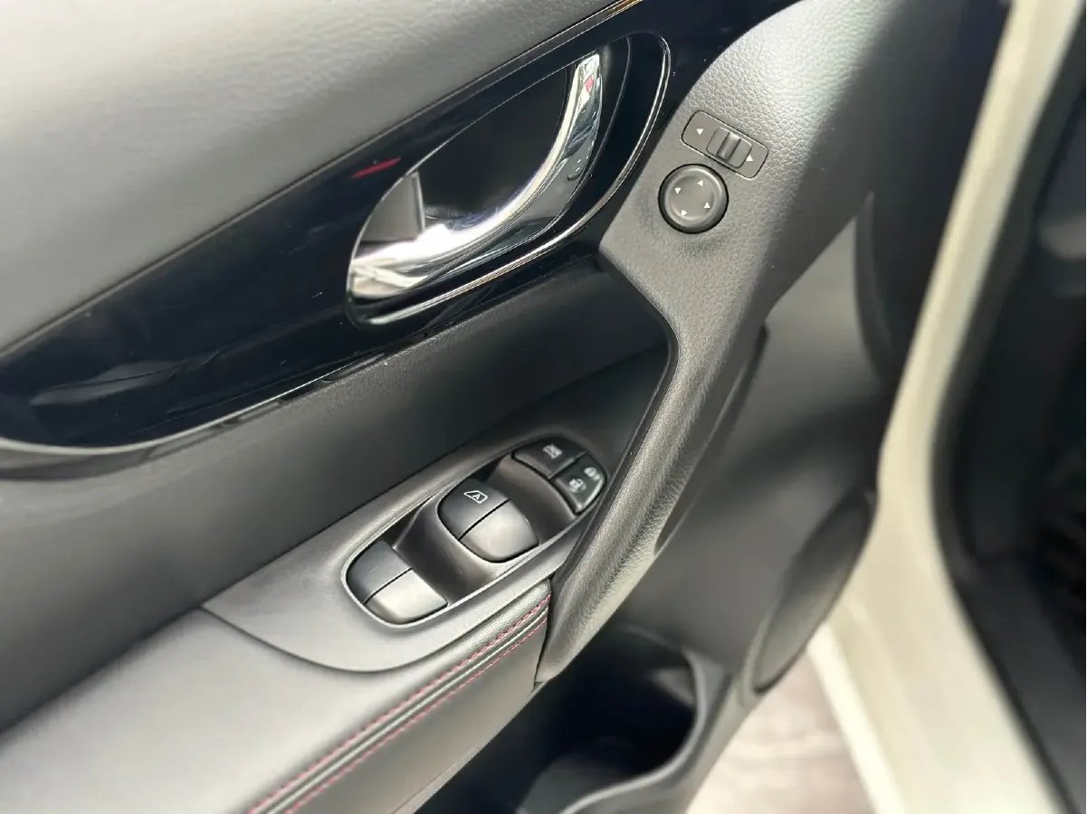 2019 Nissan Qashqai 2.0L 154HP L4 CVT,autocango,china used car exporter,china ev exporter,chinese used car exporter,chinese used ev exporter