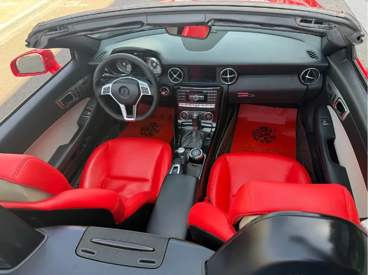 2011 Mercedes-Benz SLK Class 1.8T 184HP L4 7AT,autocango,china used car exporter,china ev exporter,chinese used car exporter,chinese used ev exporter