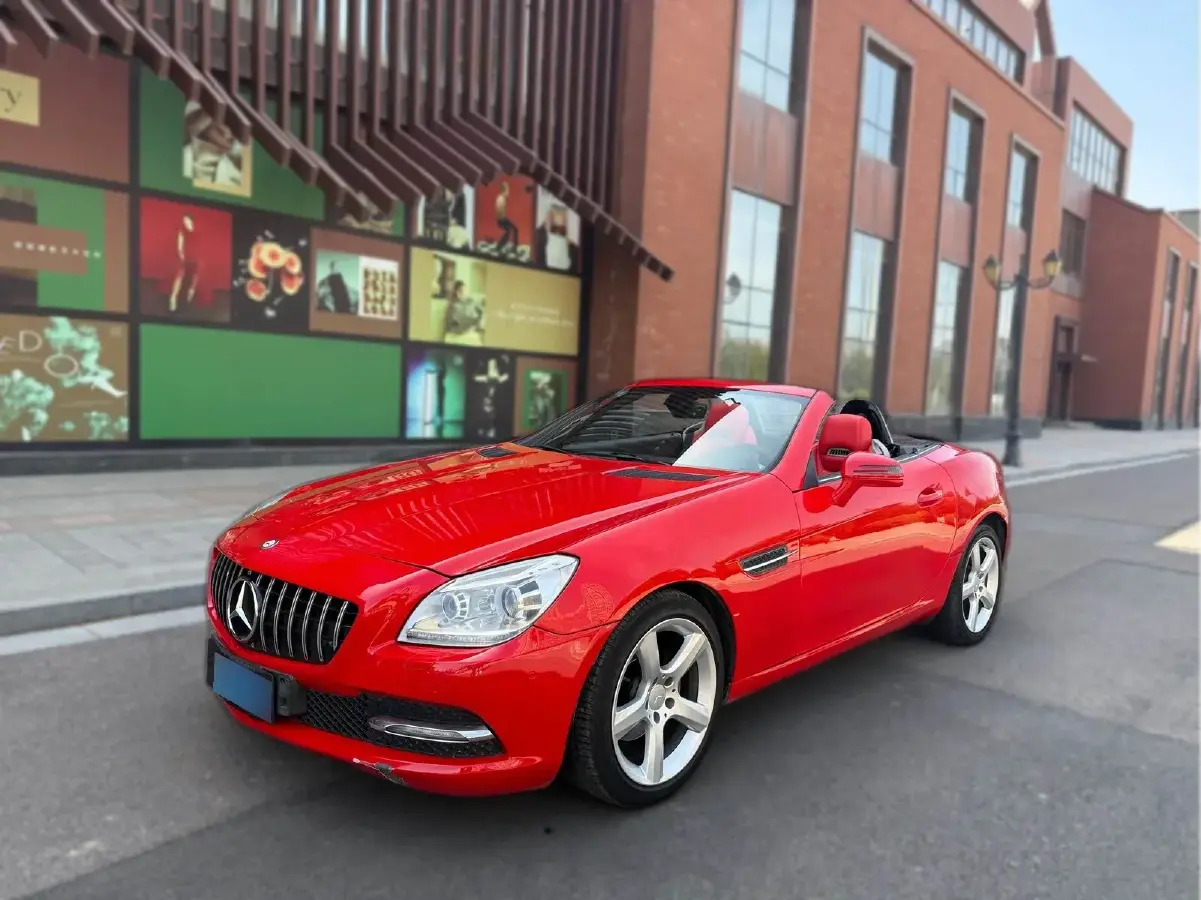 2011 Mercedes-Benz SLK Class 1.8T 184HP L4 7AT