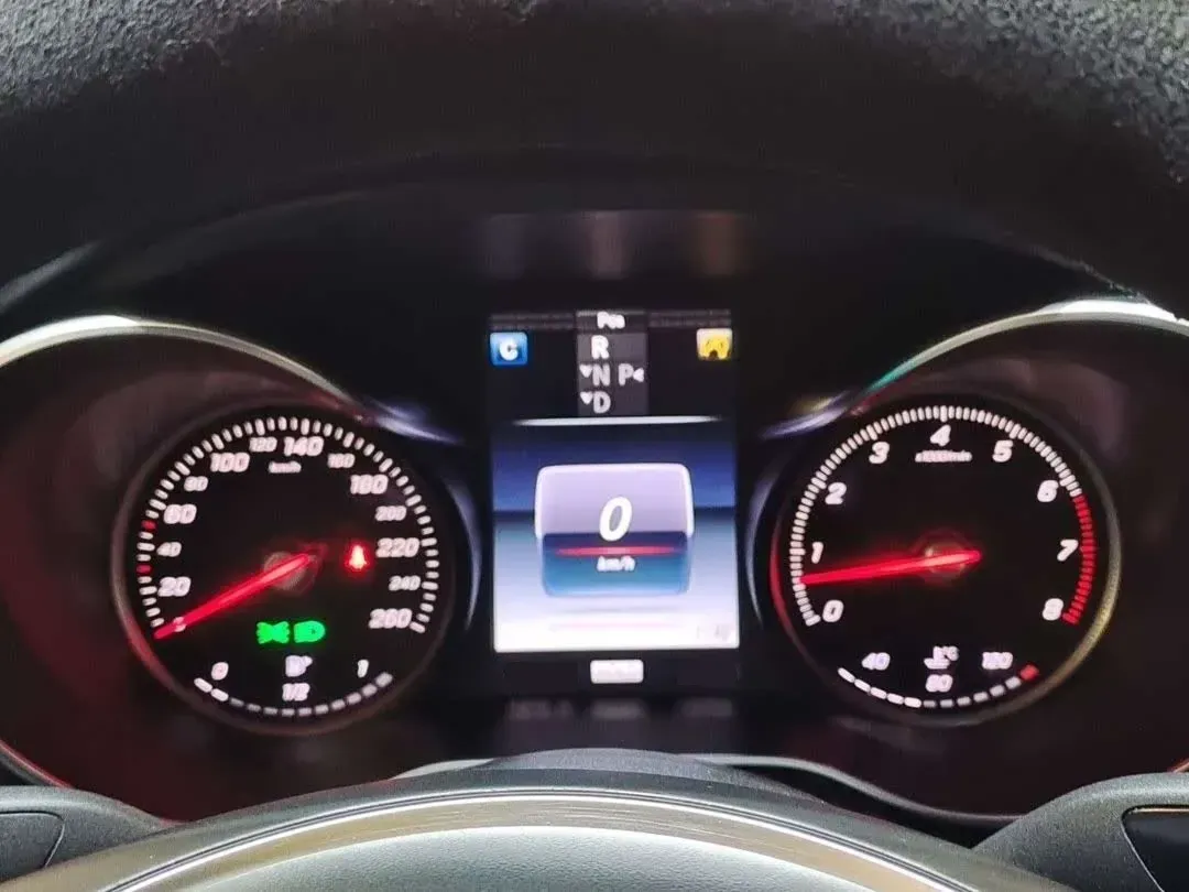 2015 Mercedes-Benz C Class 1.6T 156HP L4 7AT,autocango,china used car exporter,china ev exporter,chinese used car exporter,chinese used ev exporter