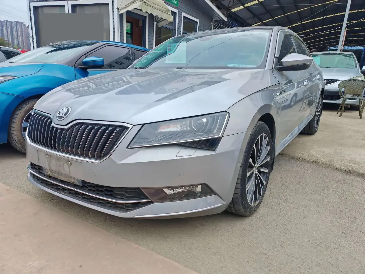 2016 Skoda Superb 1.8T 180HP L4 7DCT