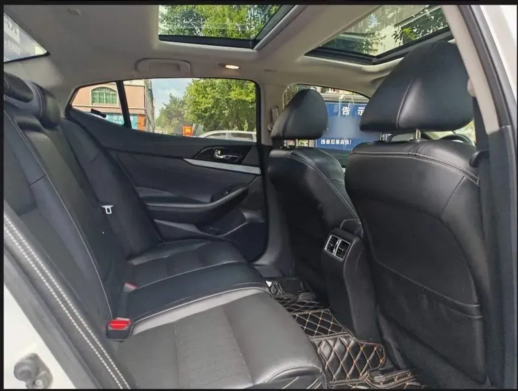 2016 Nissan Maxima 2.5L 186HP L4 CVT,autocango,china used car exporter,china ev exporter,chinese used car exporter,chinese used ev exporter