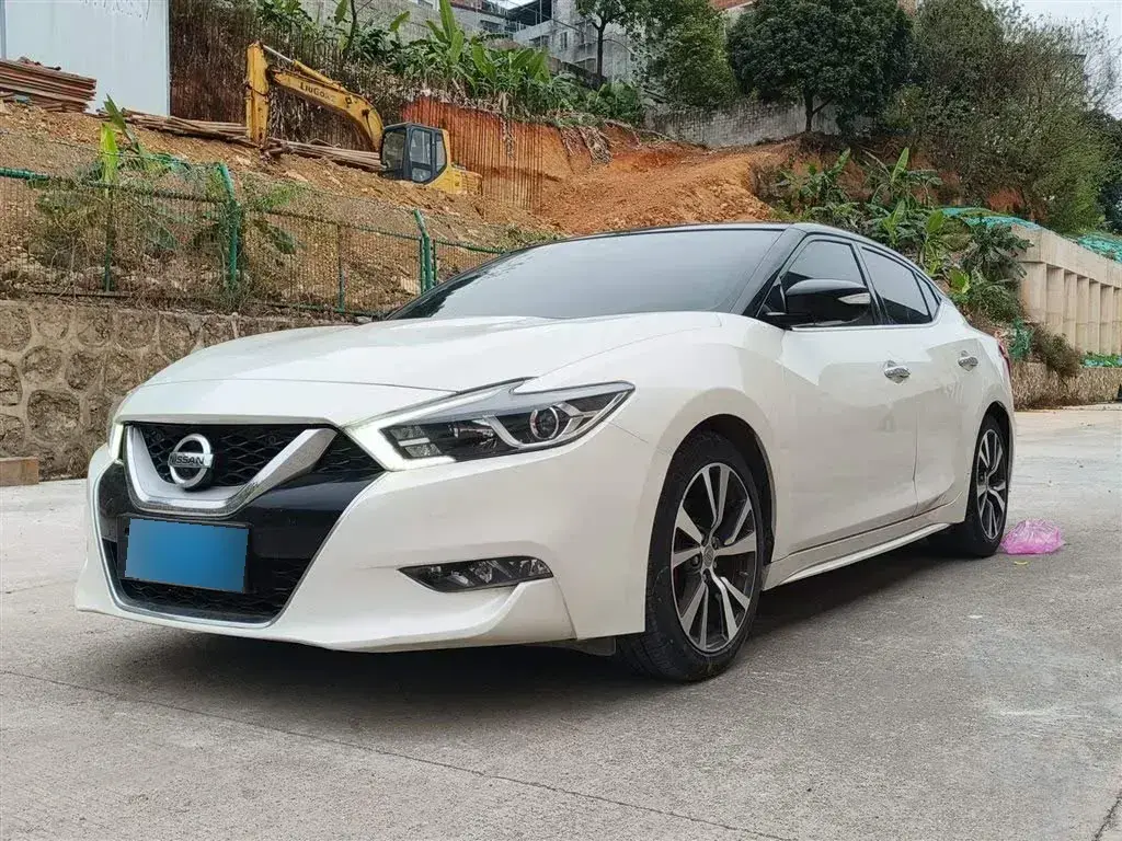 2016 Nissan Maxima 2.5L 186HP L4 CVT