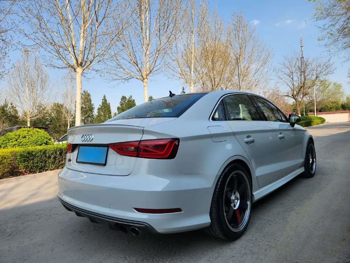 2015 Audi S3 2.0T 286HP L4 6DCT,autocango,china used car exporter,china ev exporter,chinese used car exporter,chinese used ev exporter