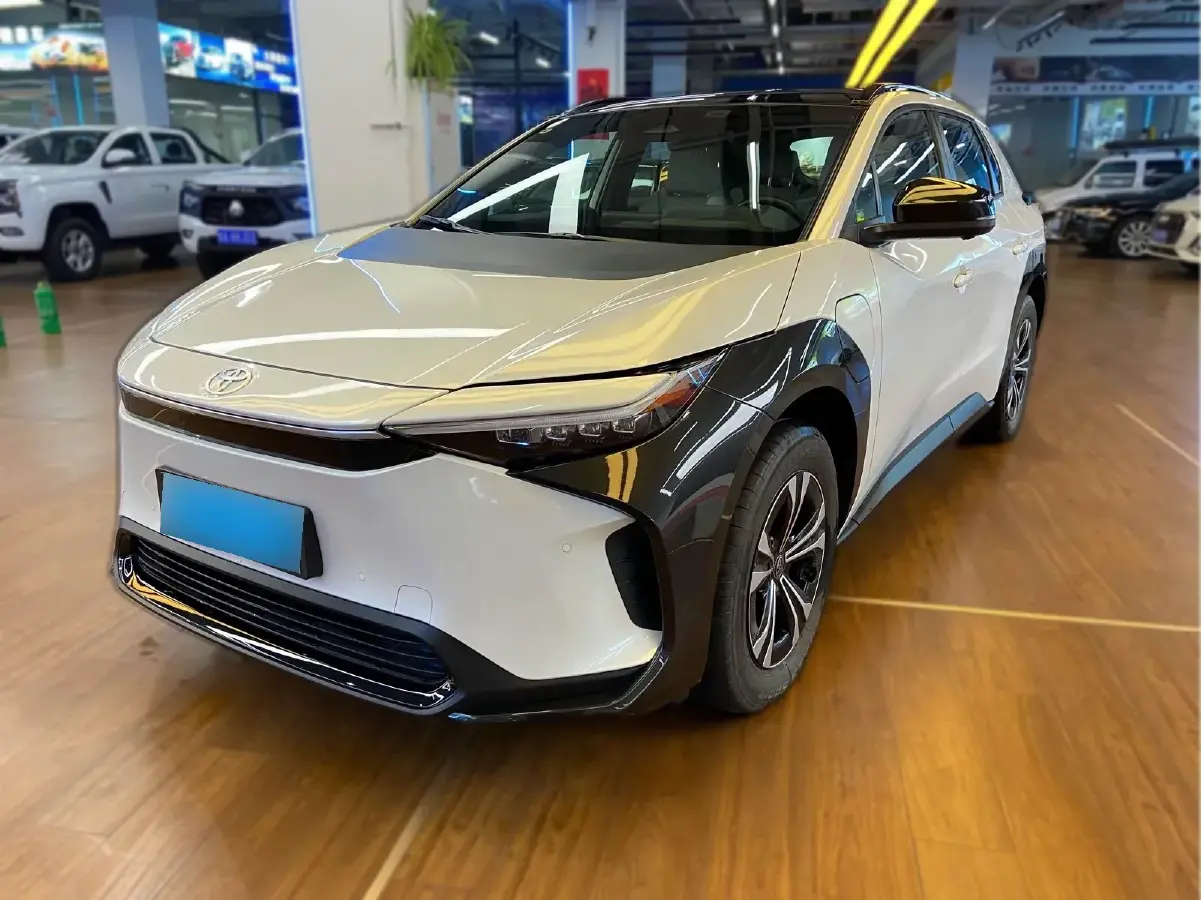 2022 Toyota bZ4X BEV 66.7KWH