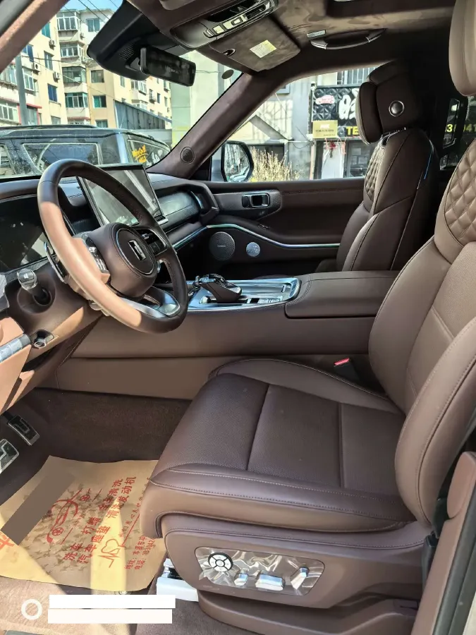 2024 Tank 700 3.0T 360HP V6 9AT PHEV 37.1KWH,autocango,china used car exporter,china ev exporter,chinese used car exporter,chinese used ev exporter