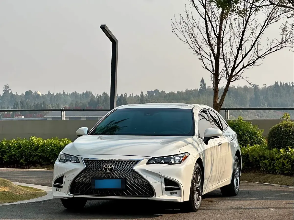 2019 Toyota Avalon 2.0L 178HP L4 CVT
