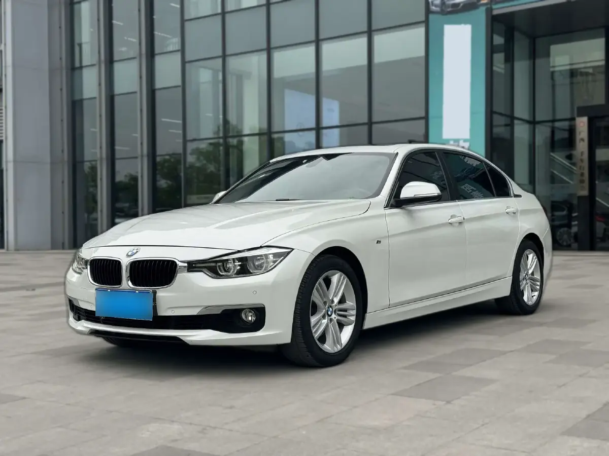 2017 BMW 3 Series 2.0T 184HP L4 8AT