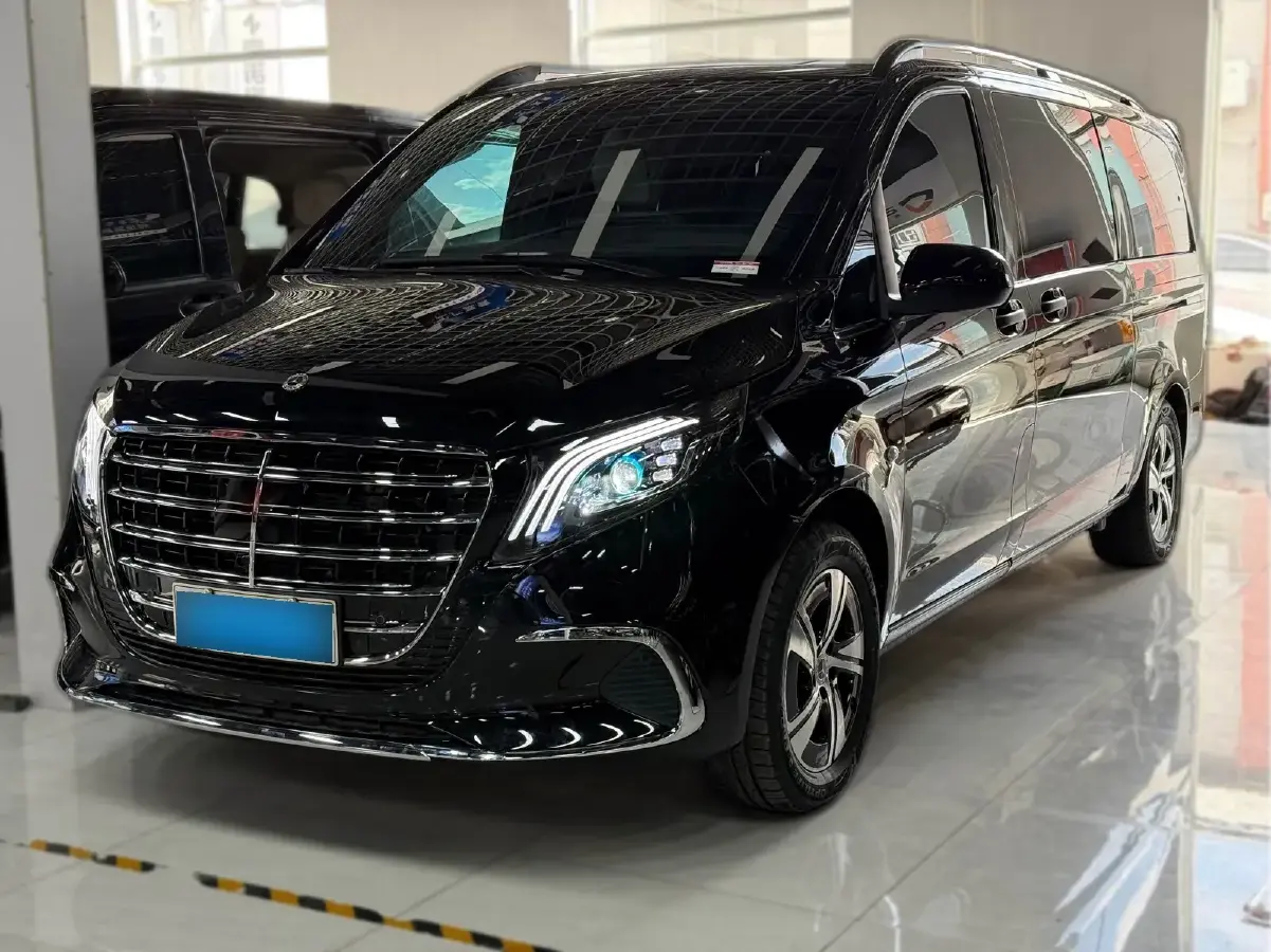 2023 Mercedes-Benz Vito 2.0T 211HP L4 9AT