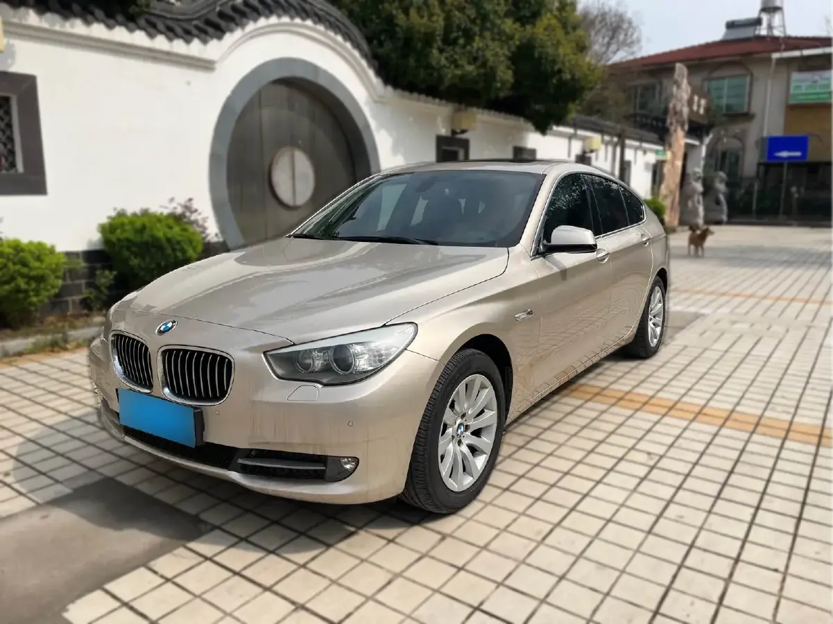 2013 BMW 5 Series GT 3.0T 306HP L6 8AT