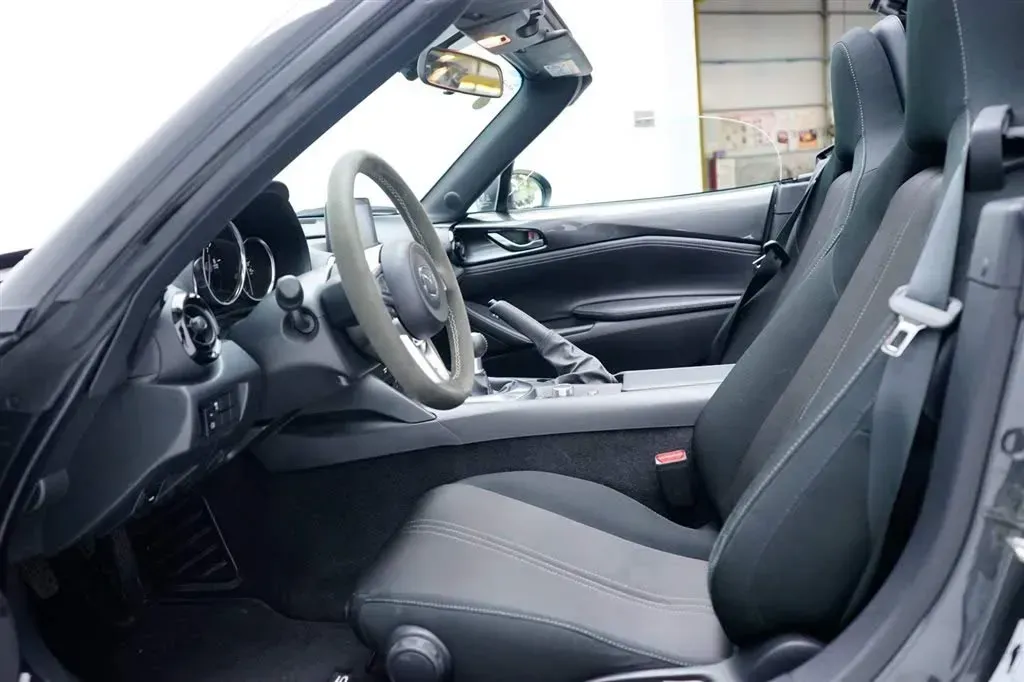 2018 Mazda MX-5 2.0L 158HP L4 6AT,autocango,china used car exporter,china ev exporter,chinese used car exporter,chinese used ev exporter