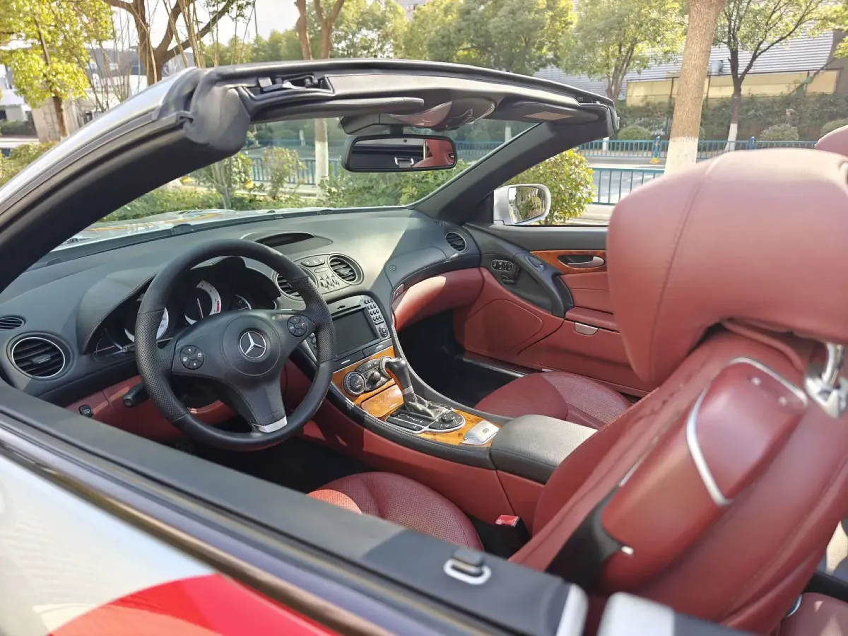 2010 Mercedes-Benz SL Class 3.5L 316HP V6 7AT,autocango,china used car exporter,china ev exporter,chinese used car exporter,chinese used ev exporter