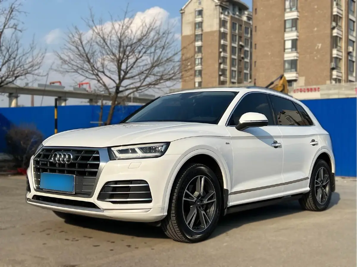 2018 Audi Q5L 2.0T 190HP L4 7DCT