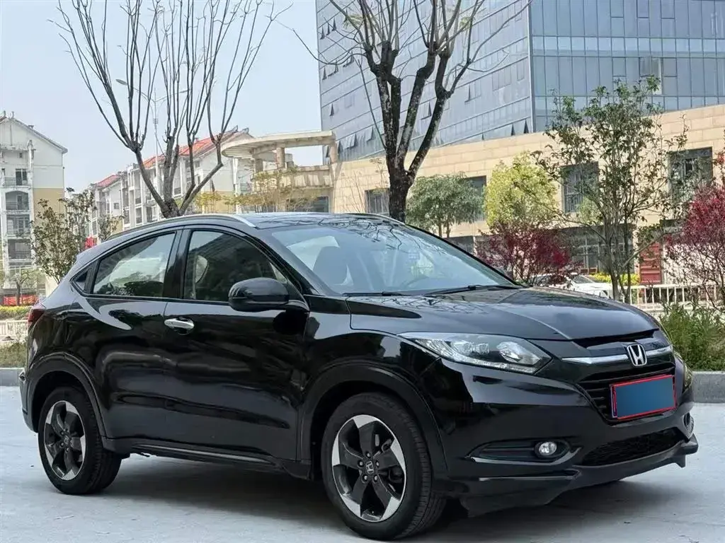 2015 Honda Vezel 1.8L 136HP L4 CVT