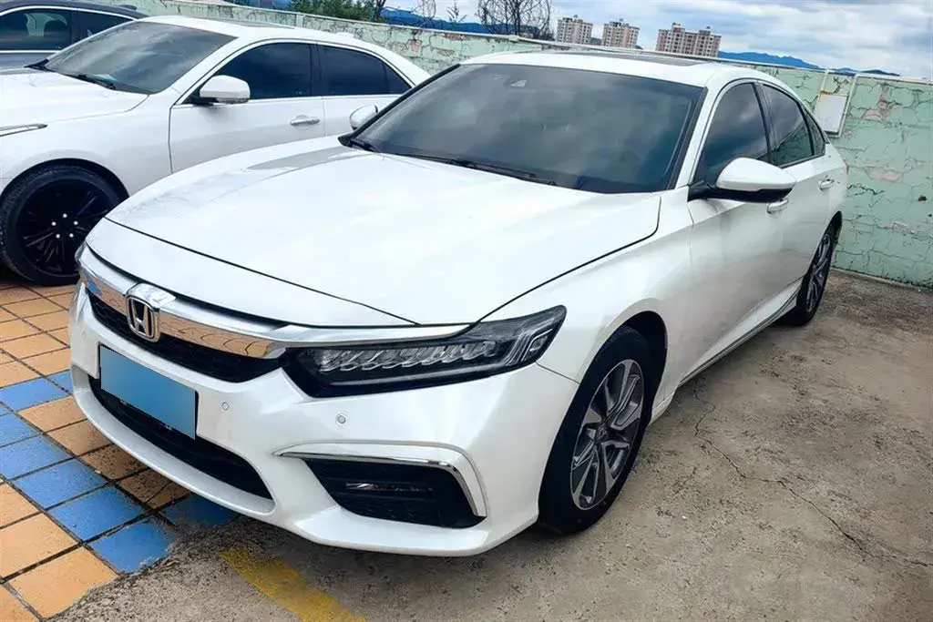 2019 Honda Inspire 1.5T 194HP L4 CVT