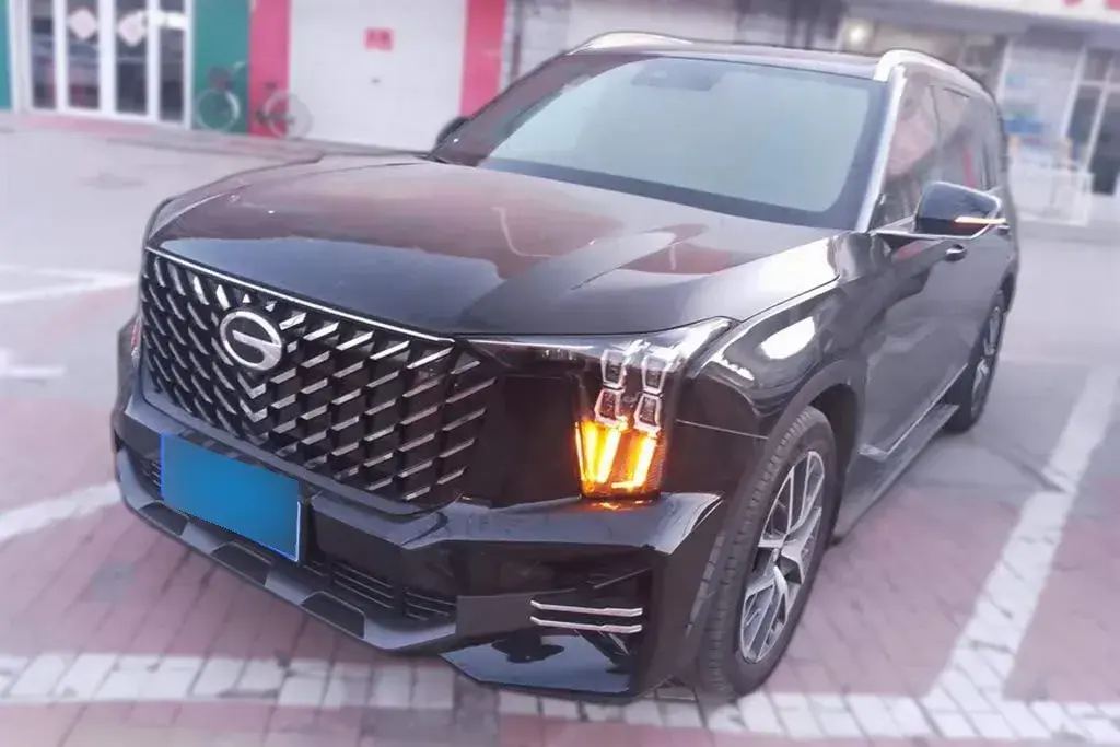 2022 GAC Trumpchi GS8 2.0T 252HP L4 8AT