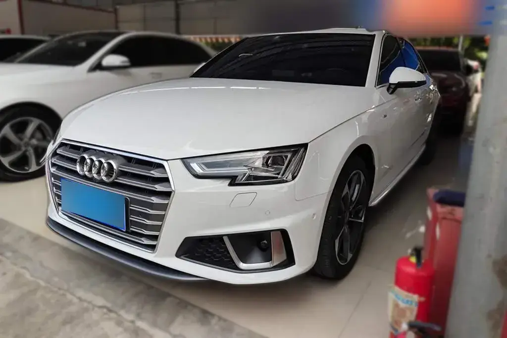 2019 Audi A4L 2.0T 190HP L4 7DCT