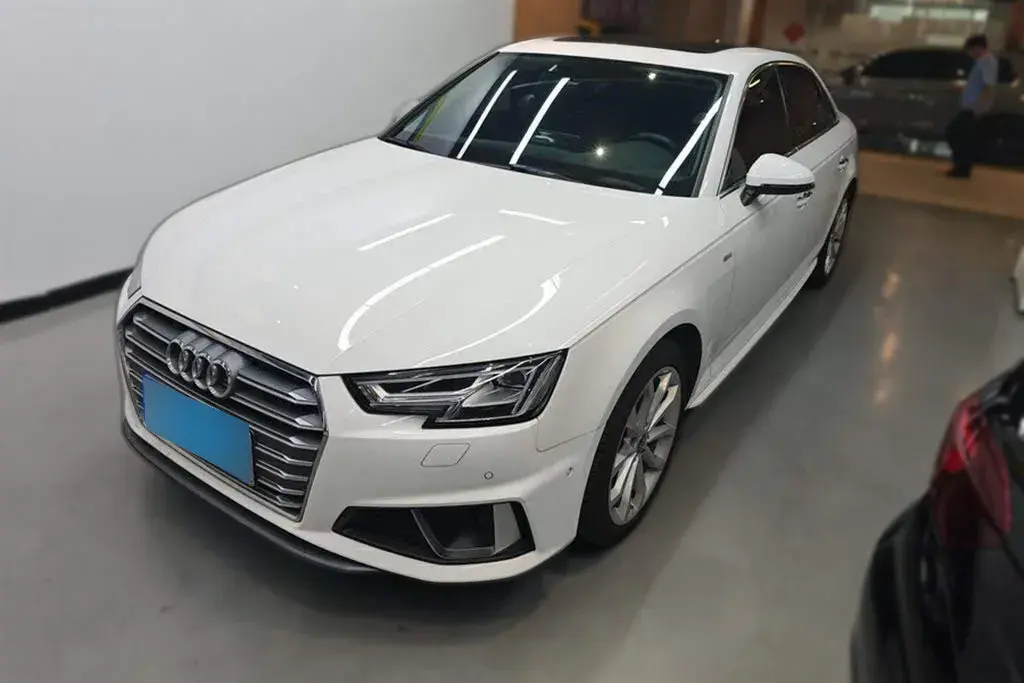 2019 Audi A4L 2.0T 190HP L4 7DCT