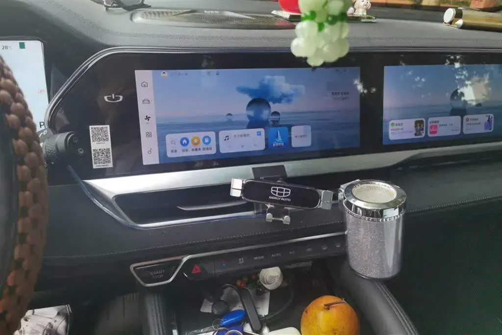 2024 Geely Monjaro 2.0T 238HP L4 8AT,autocango,china used car exporter,china ev exporter,chinese used car exporter,chinese used ev exporter