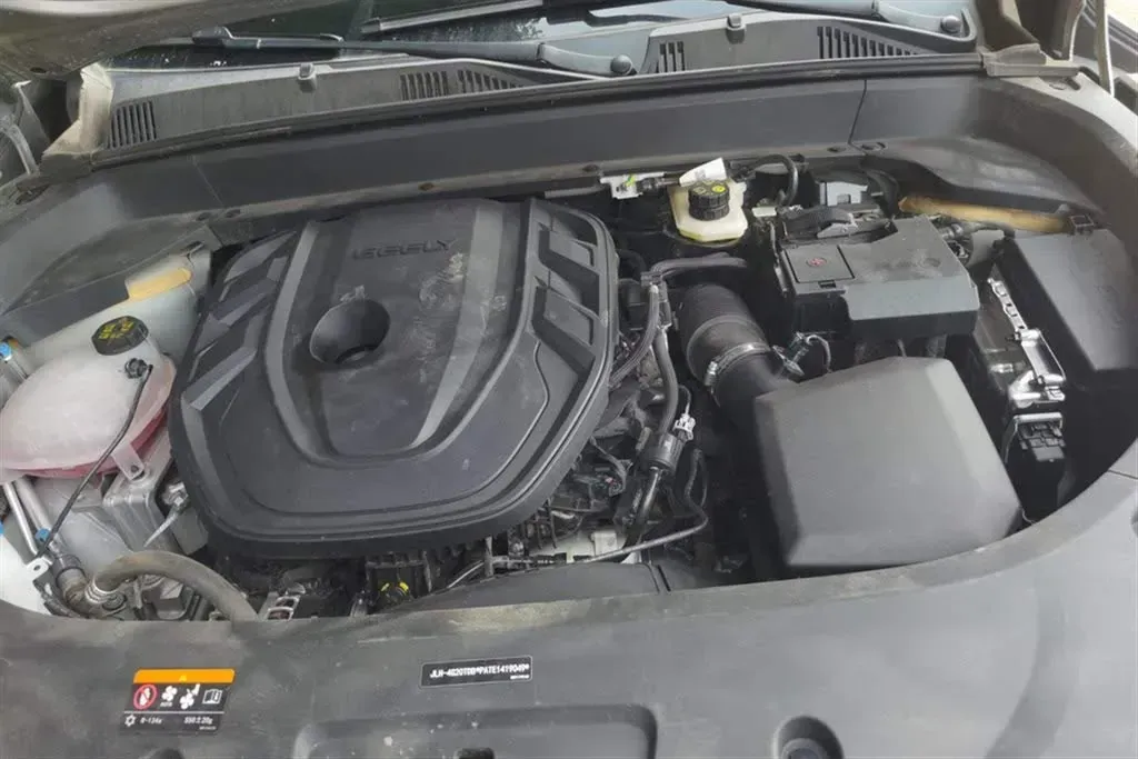 2024 Geely Monjaro 2.0T 238HP L4 8AT,autocango,china used car exporter,china ev exporter,chinese used car exporter,chinese used ev exporter