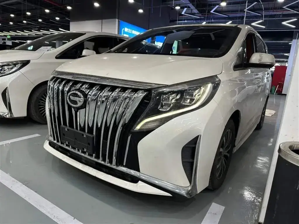 2021 GAC Trumpchi M8 2.0T 252HP L4 8AT