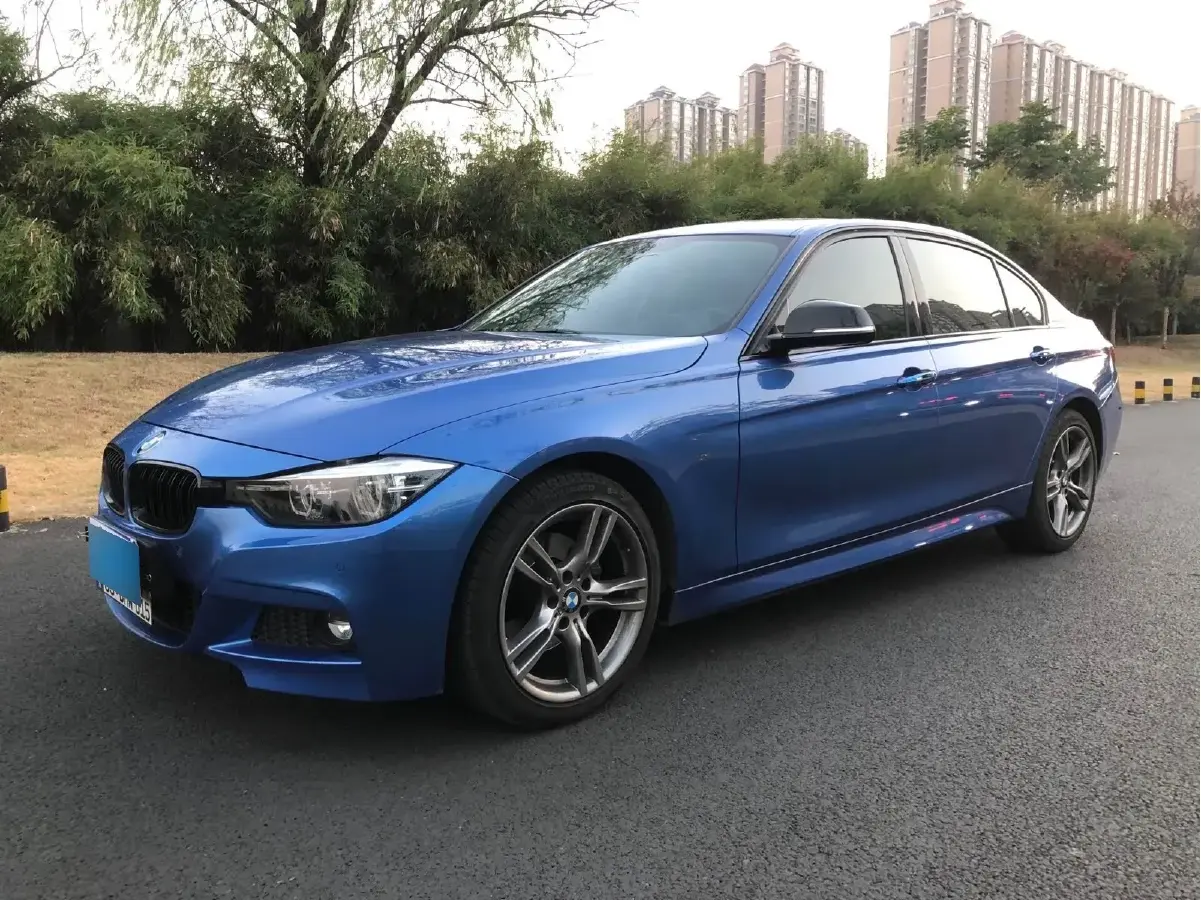 2018 BMW 3 Series 2.0T 184HP L4 8AT