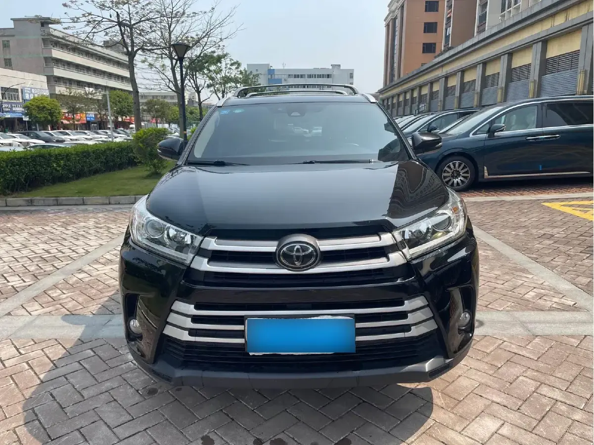 2018 Toyota Highlander 2.0T 220HP L4 6AT
