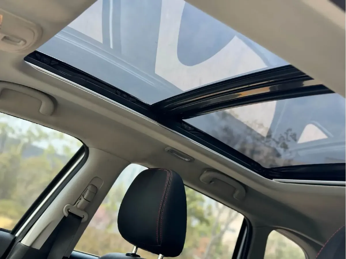 2016 Suzuki Vitara 1.4T 140HP L4 6AT,autocango,china used car exporter,china ev exporter,chinese used car exporter,chinese used ev exporter