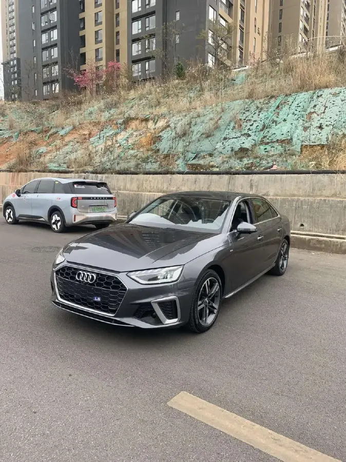 2020 Audi A4L 2.0T 190HP L4 7DCT