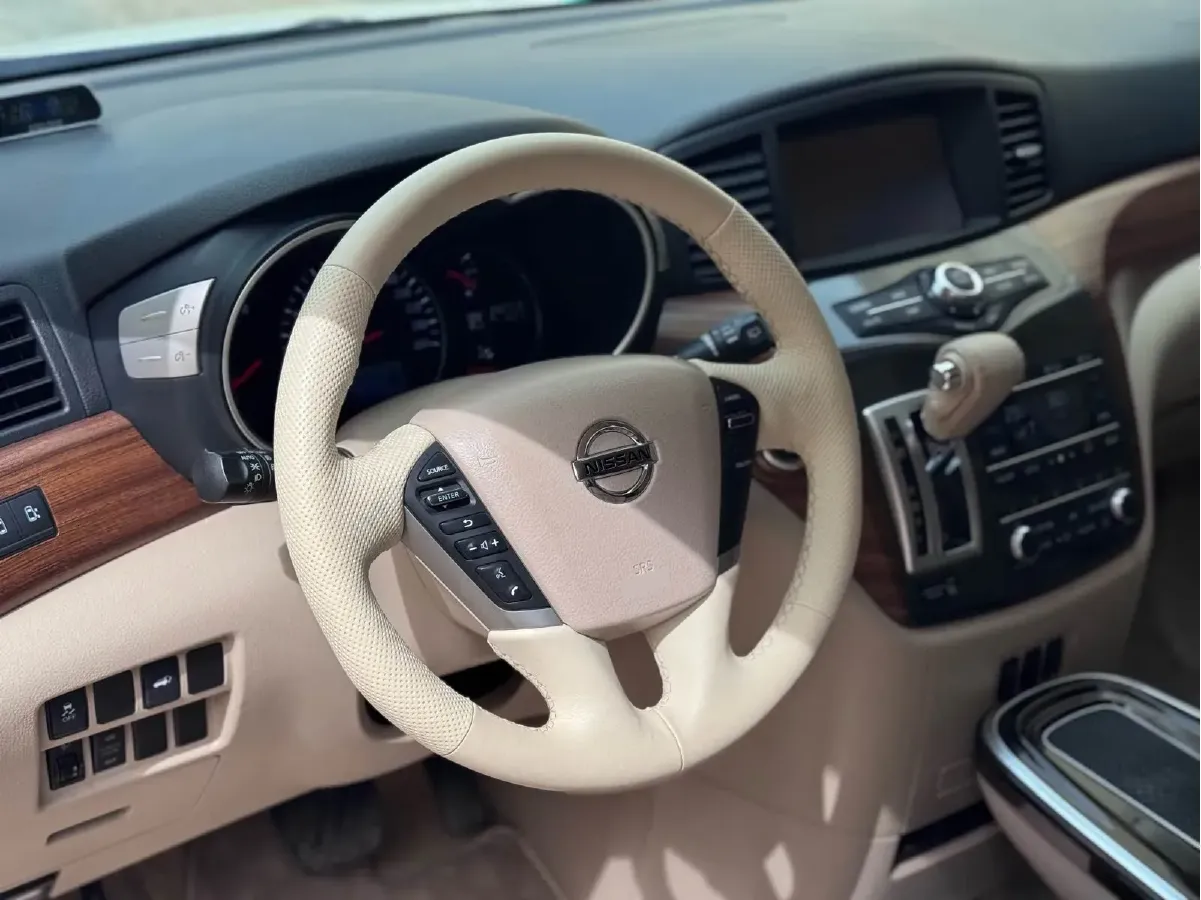 2015 Nissan Quest 3.5L 277HP V6 CVT,autocango,china used car exporter,china ev exporter,chinese used car exporter,chinese used ev exporter