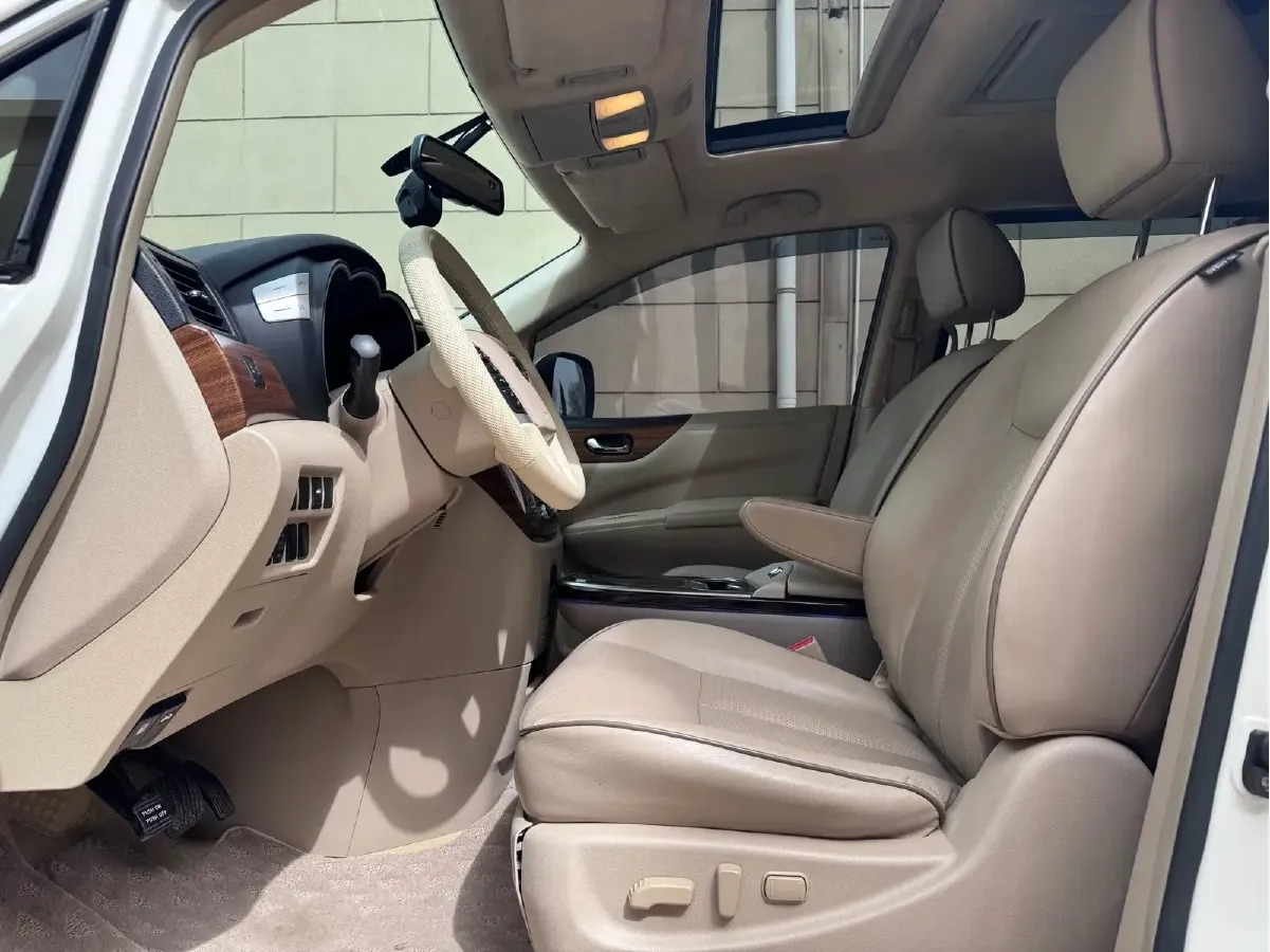 2015 Nissan Quest 3.5L 277HP V6 CVT,autocango,china used car exporter,china ev exporter,chinese used car exporter,chinese used ev exporter