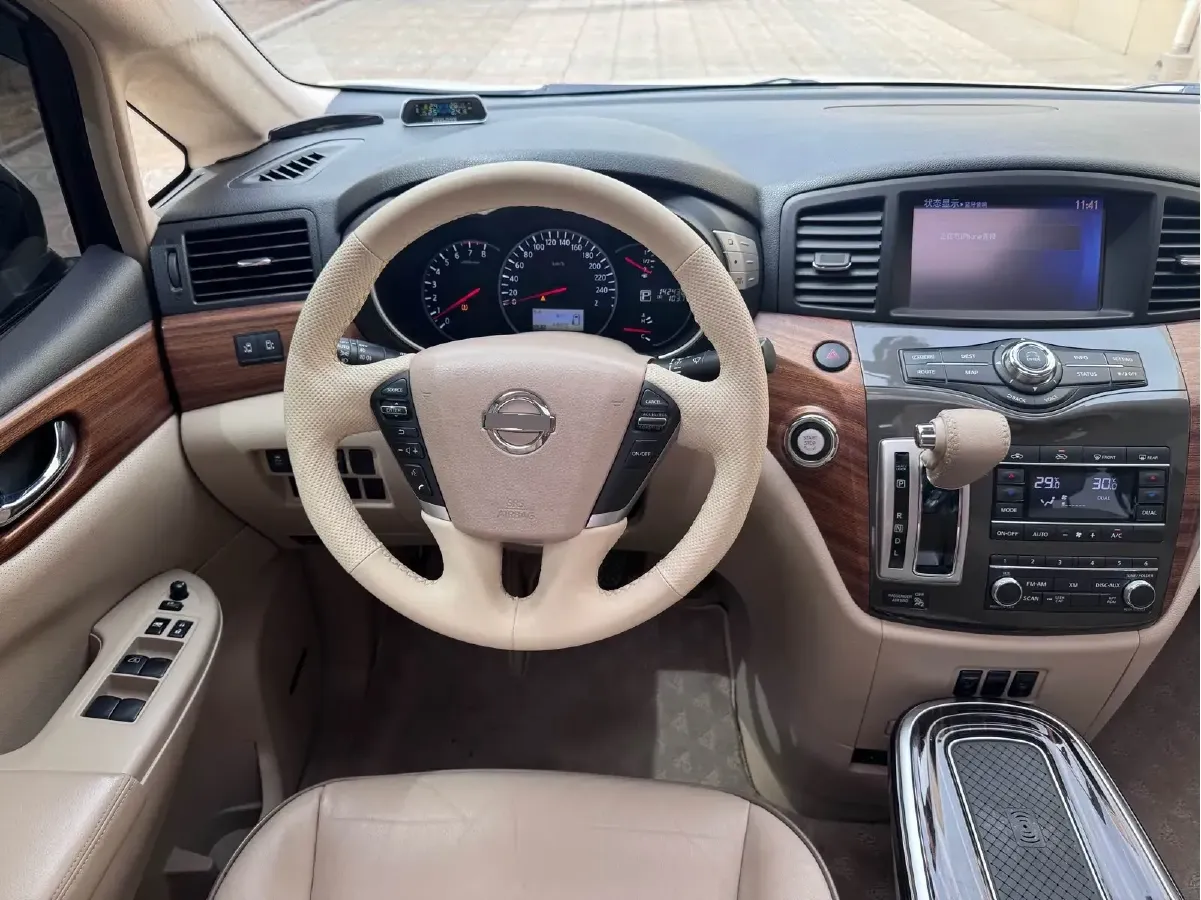 2015 Nissan Quest 3.5L 277HP V6 CVT,autocango,china used car exporter,china ev exporter,chinese used car exporter,chinese used ev exporter